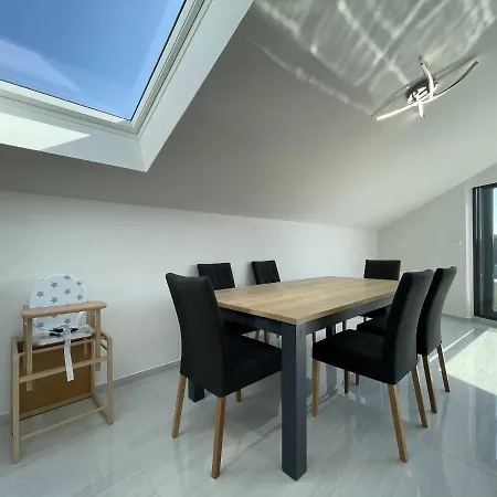 Apartment Donatella *